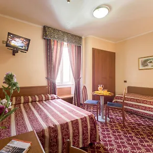 https://buonarroti-home.it-romehotels.com