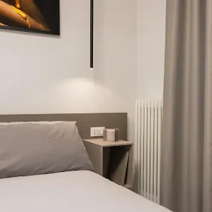 https://luxury-station-suite.emilia-romagnahotels.net