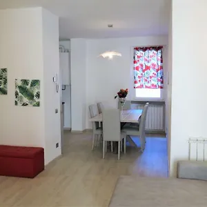Appartamento Feel At - Casa Alexandra Lovere