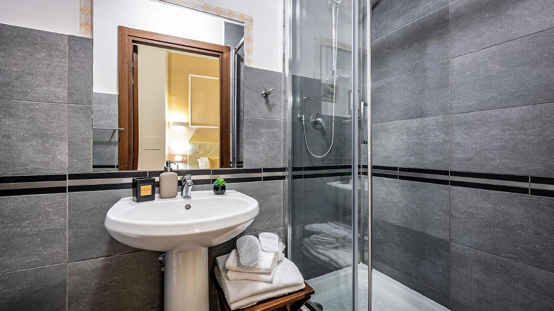 *** Bed & Breakfast B&B De Biffi Firenze Italia