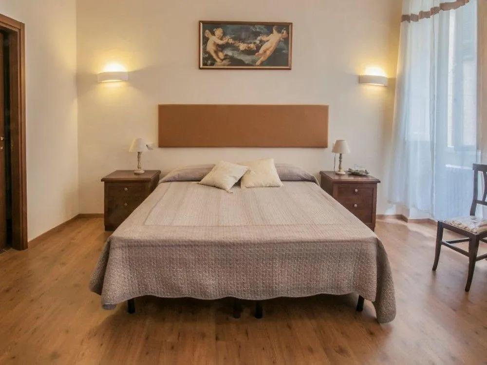 B&B De Biffi Florenz 3*,